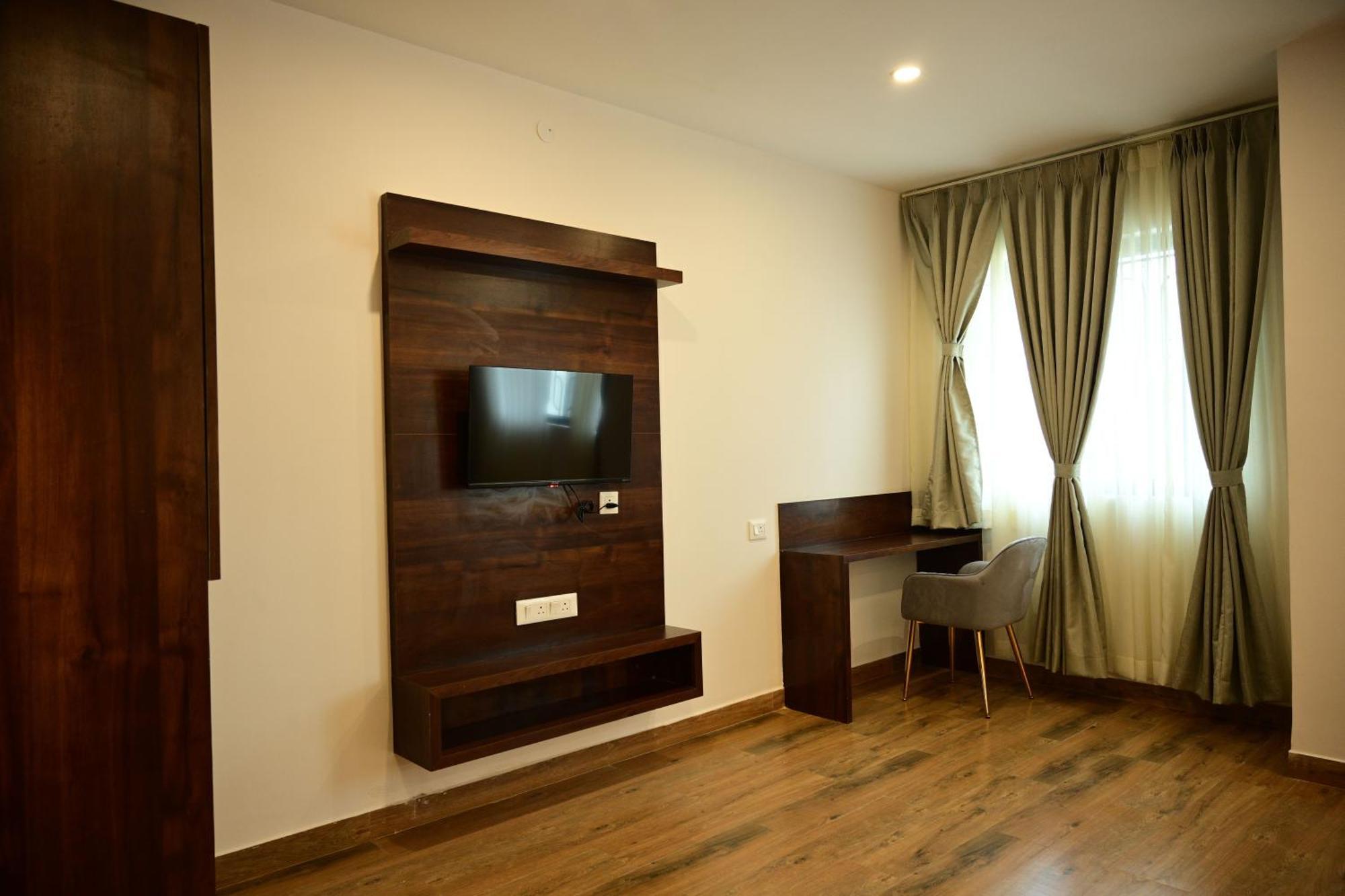 Hotel Dwaraka Kaglipur Bagian luar foto